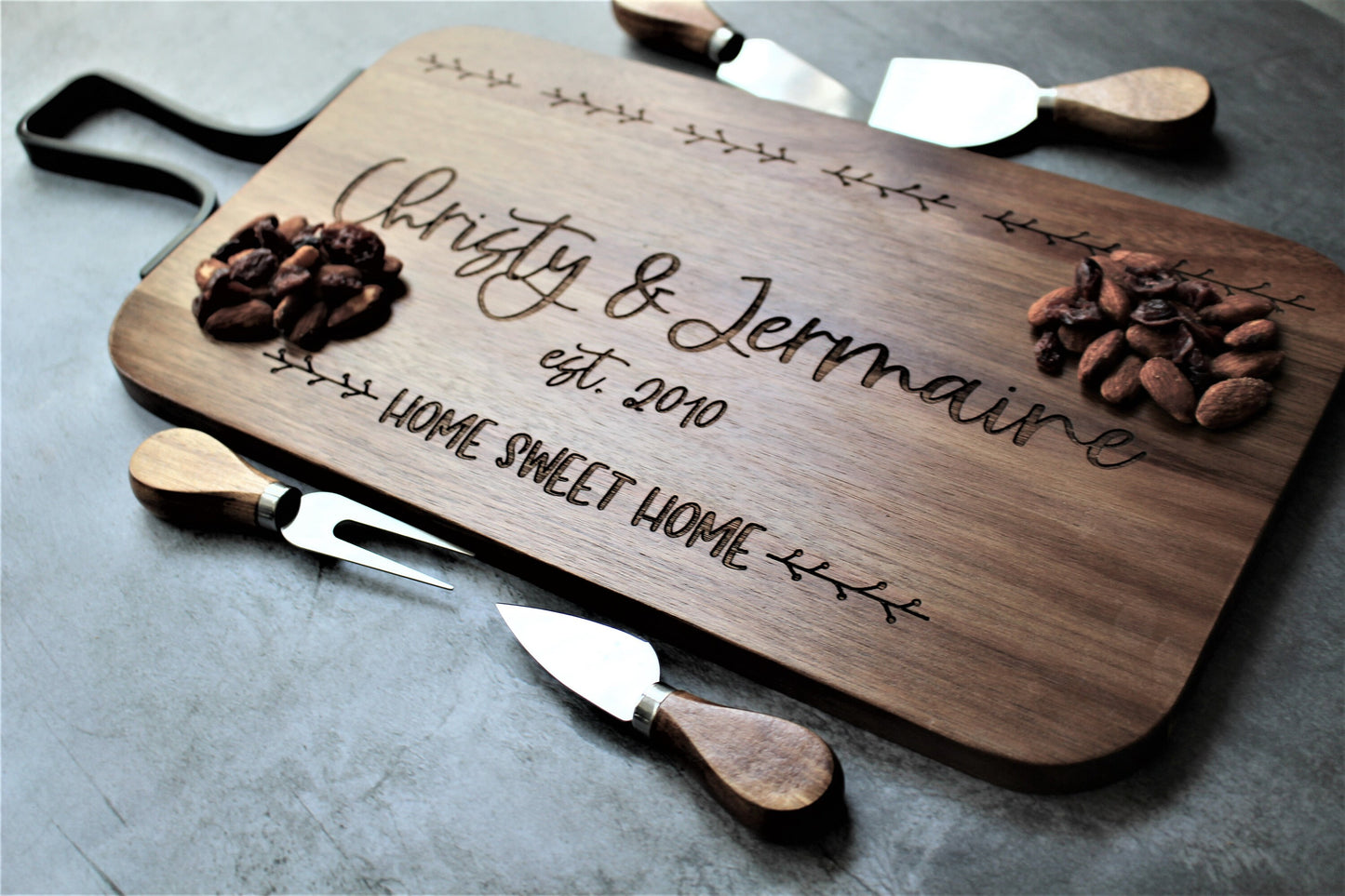 Personalized Charcuterie Cheese Serving Board with Handle For Wedding, Engagement, Anniversary, Birthday, Corporate Gift